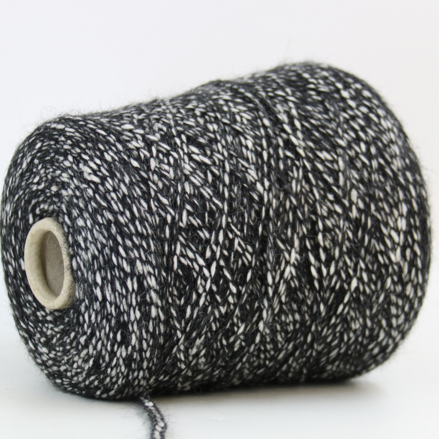 SOFT TWEED 971016 черно белый 520 грамм