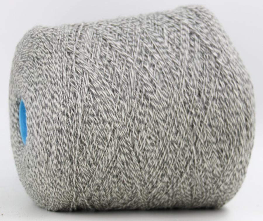 LAMBSWOOL 2/14,5 963 светло-серый 570-580 грамм